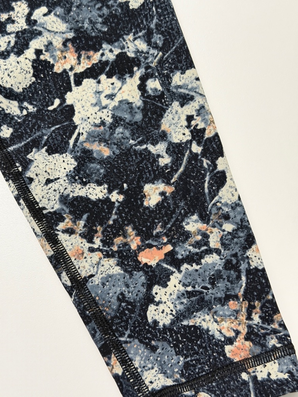 lululemon Wonder Under High-Rise Leggings The Spring Bloom 28’ Inseam Sz 6 YOGA - Picture 14 of 16